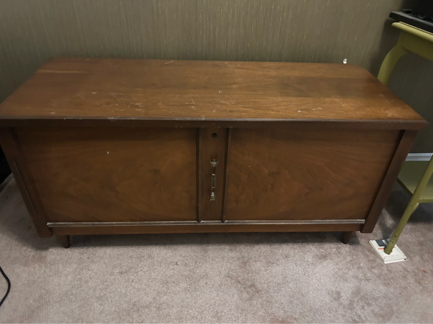 Vintage Wooden Cedar Lined Blanket Chest/Trunk - photo 2