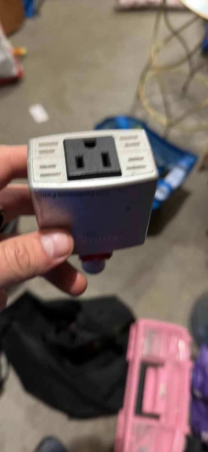 Philips 70W Continuous Power Car Power Inverter - photo 2