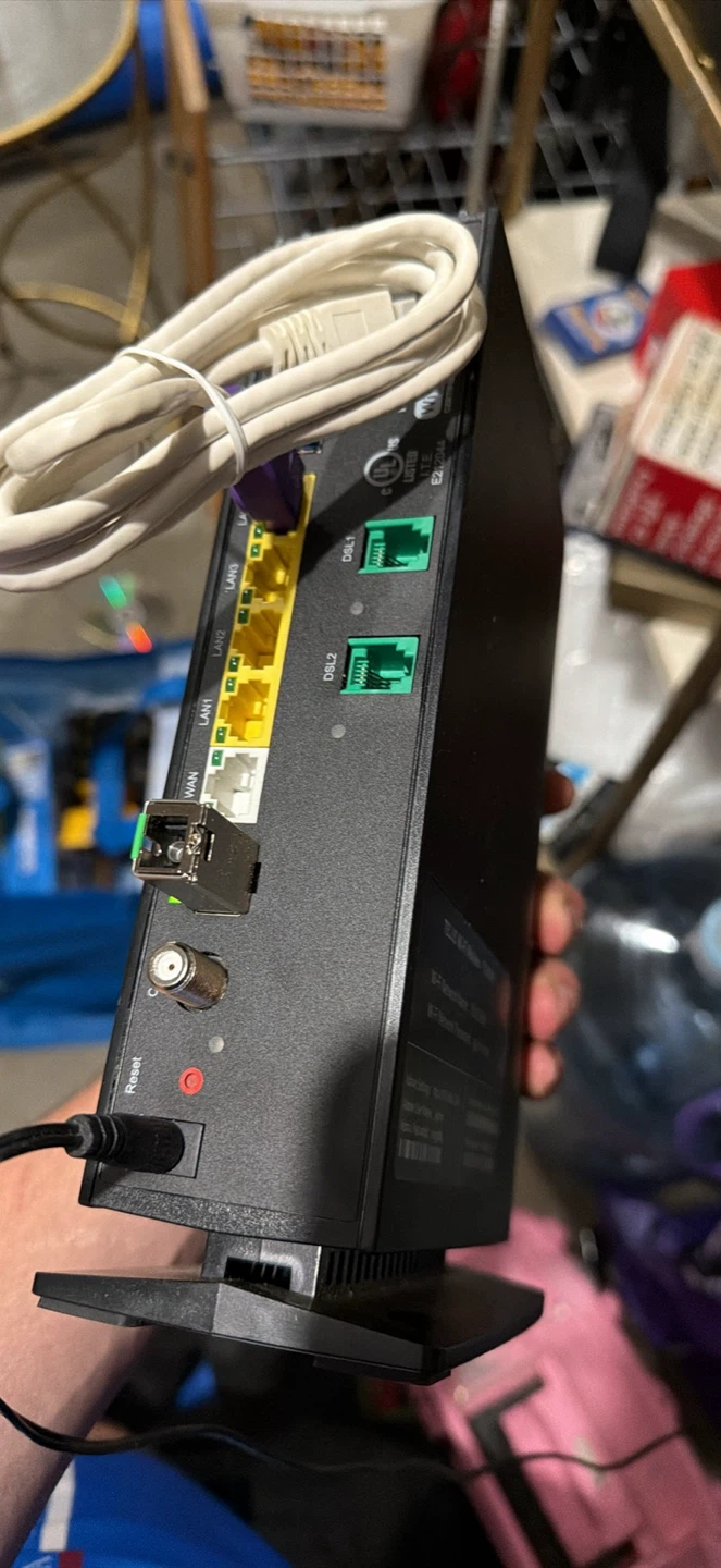 TELUS Wi-Fi Modem T3200M - photo 3