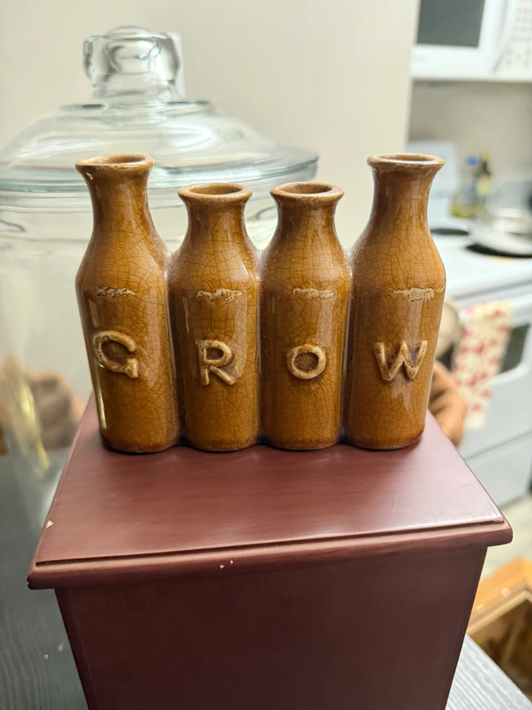 Ceramic "GROW" Bud Vase Set