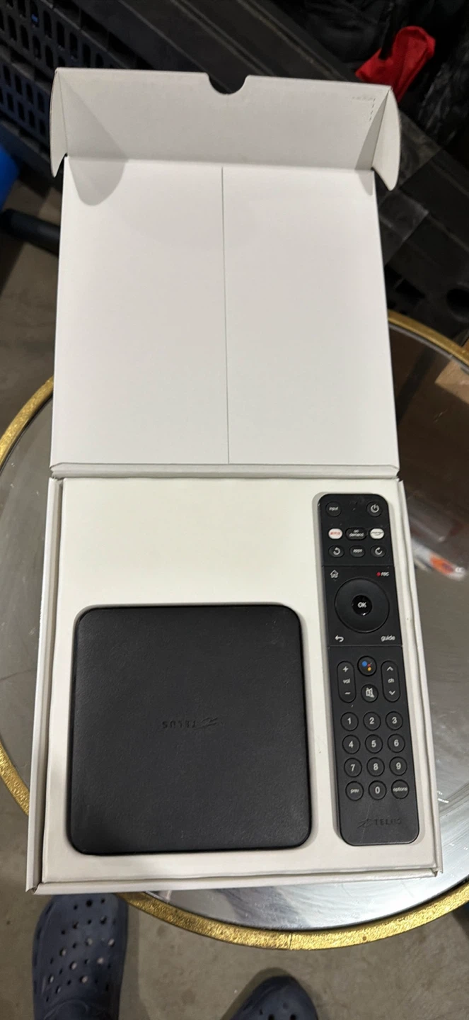 Telus TV Digital Box with Remote