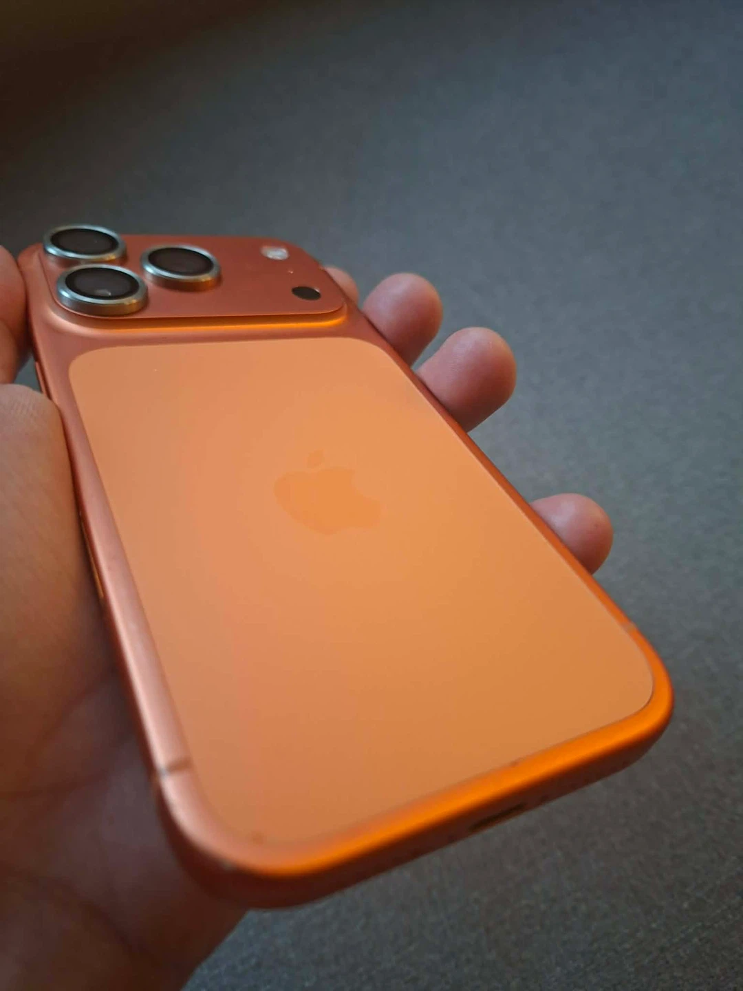 Apple iPhone 17 Pro (Orange) 256 gB