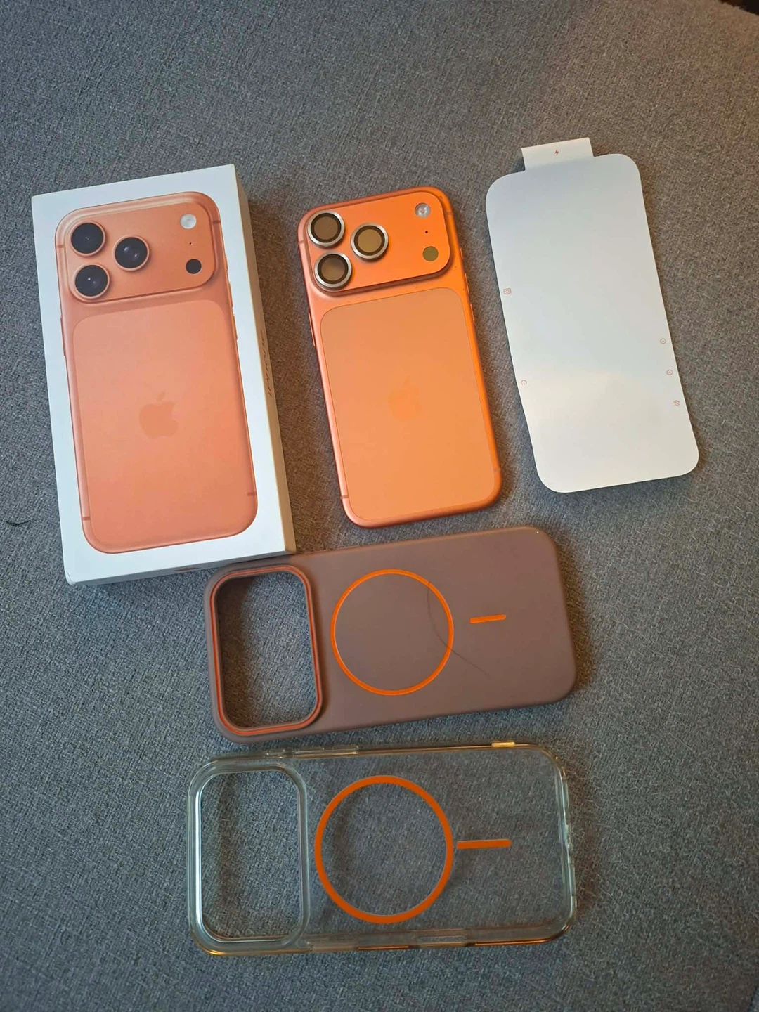 Apple iPhone 17 Pro (Orange) 256 gB - photo 3