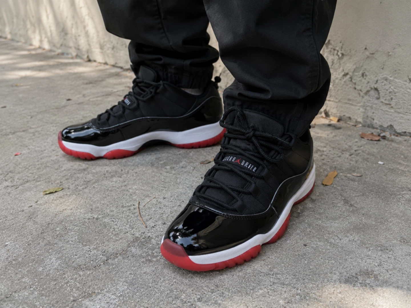 ❤️🎉NEW- Air Jordan 11 Retro Low "Black Red" Men's Shoes - photo 3