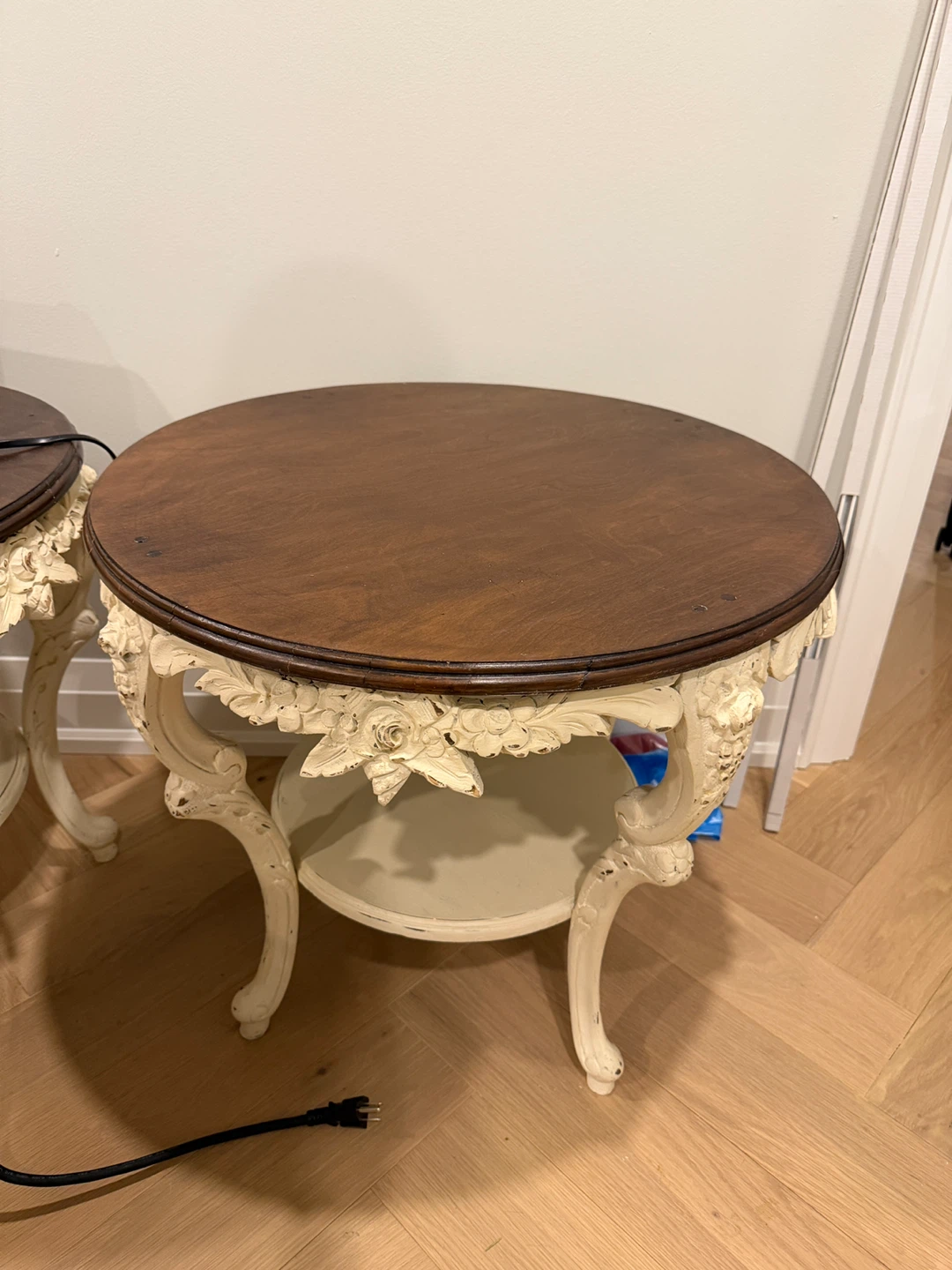 Vintage Accent Side Table with Shelf - photo 2