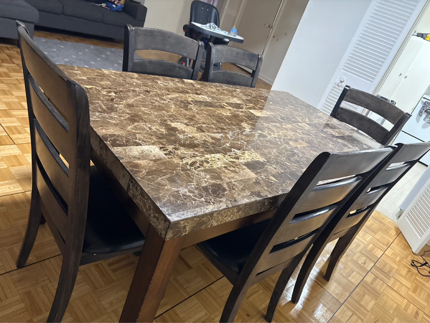 Only this week sales!! Marble top dining table with 6 chairs - photo 2