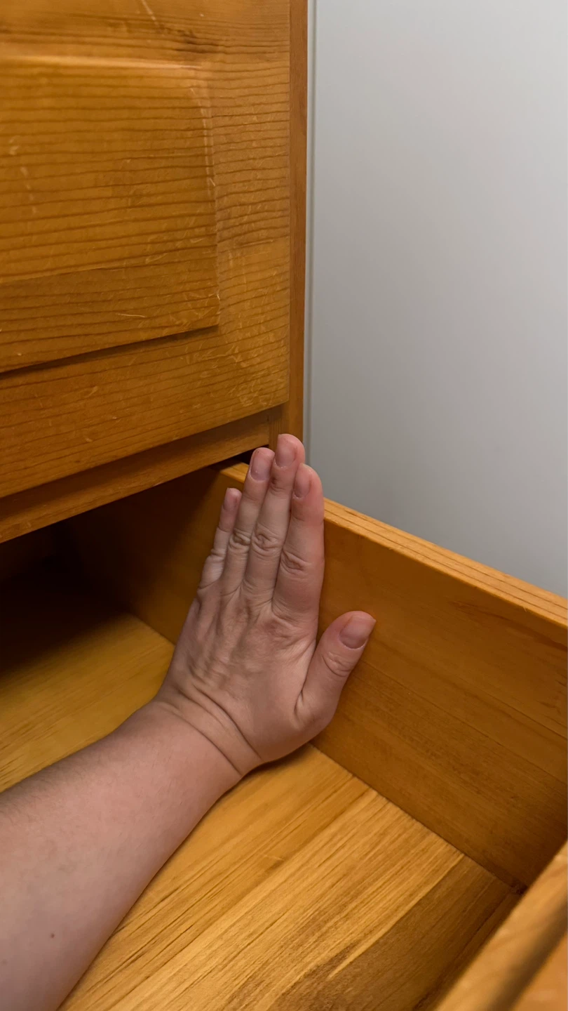 Wooden Dresser with 6 Drawers - photo 4