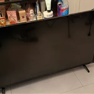 VIZIO E43u-D2 43" 4K UHD Smart LED TV