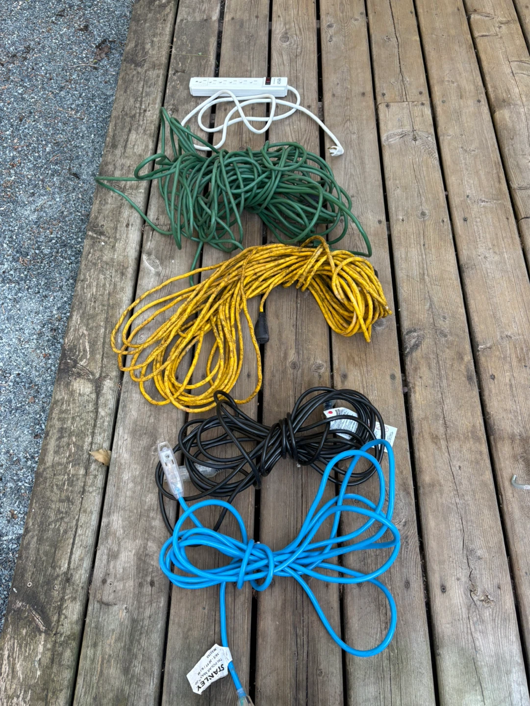 Power bar and extension cords