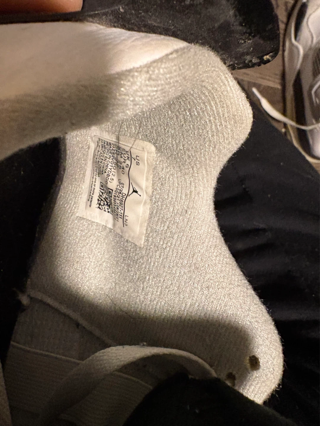 Air Jordan 4 Retro White Cement PS - photo 2