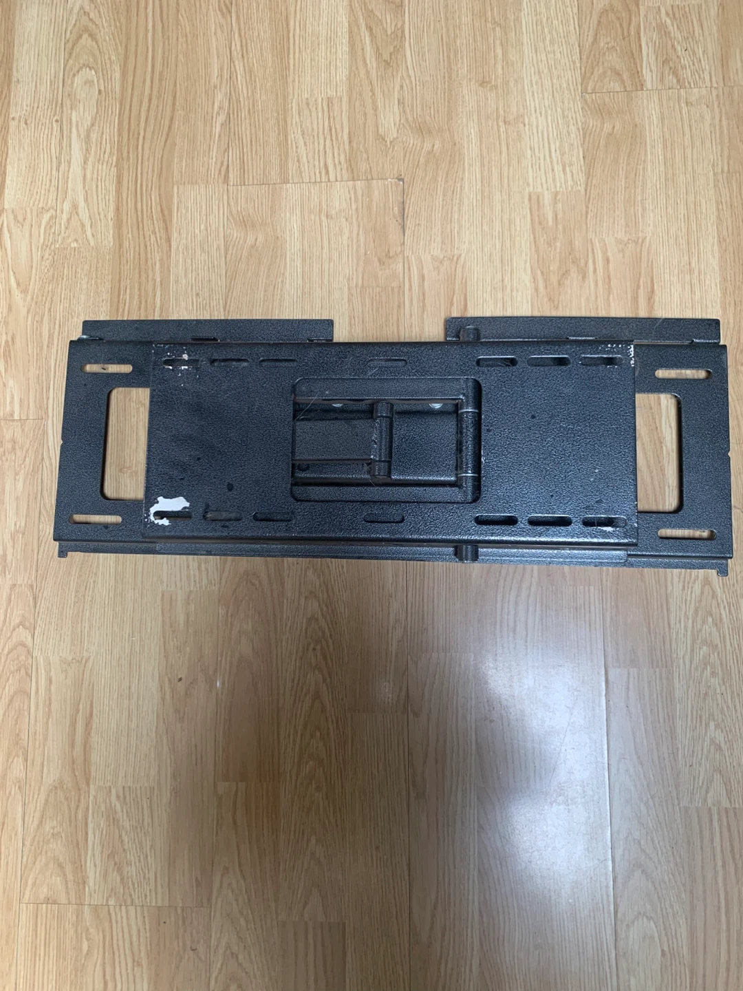 Black Metal TV Wall Mount - LARGE - photo 2
