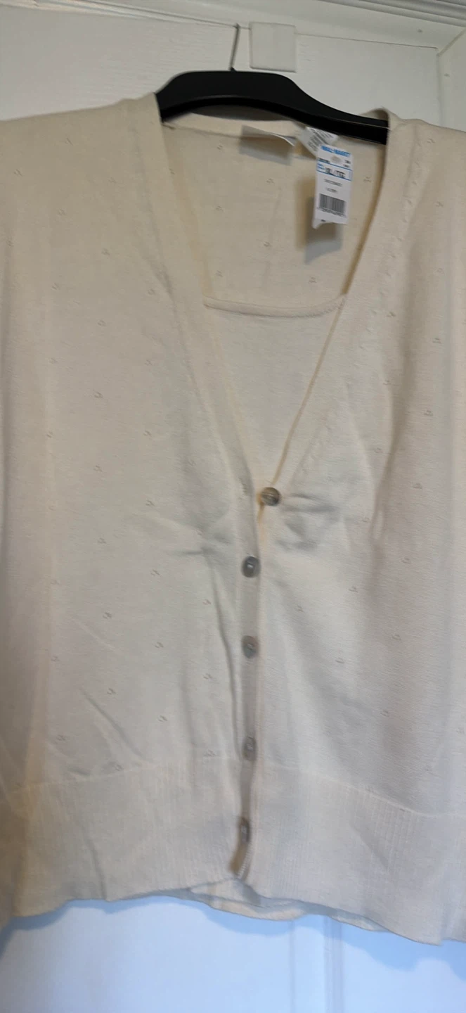 Cream XL/TG Cardigan Sweater