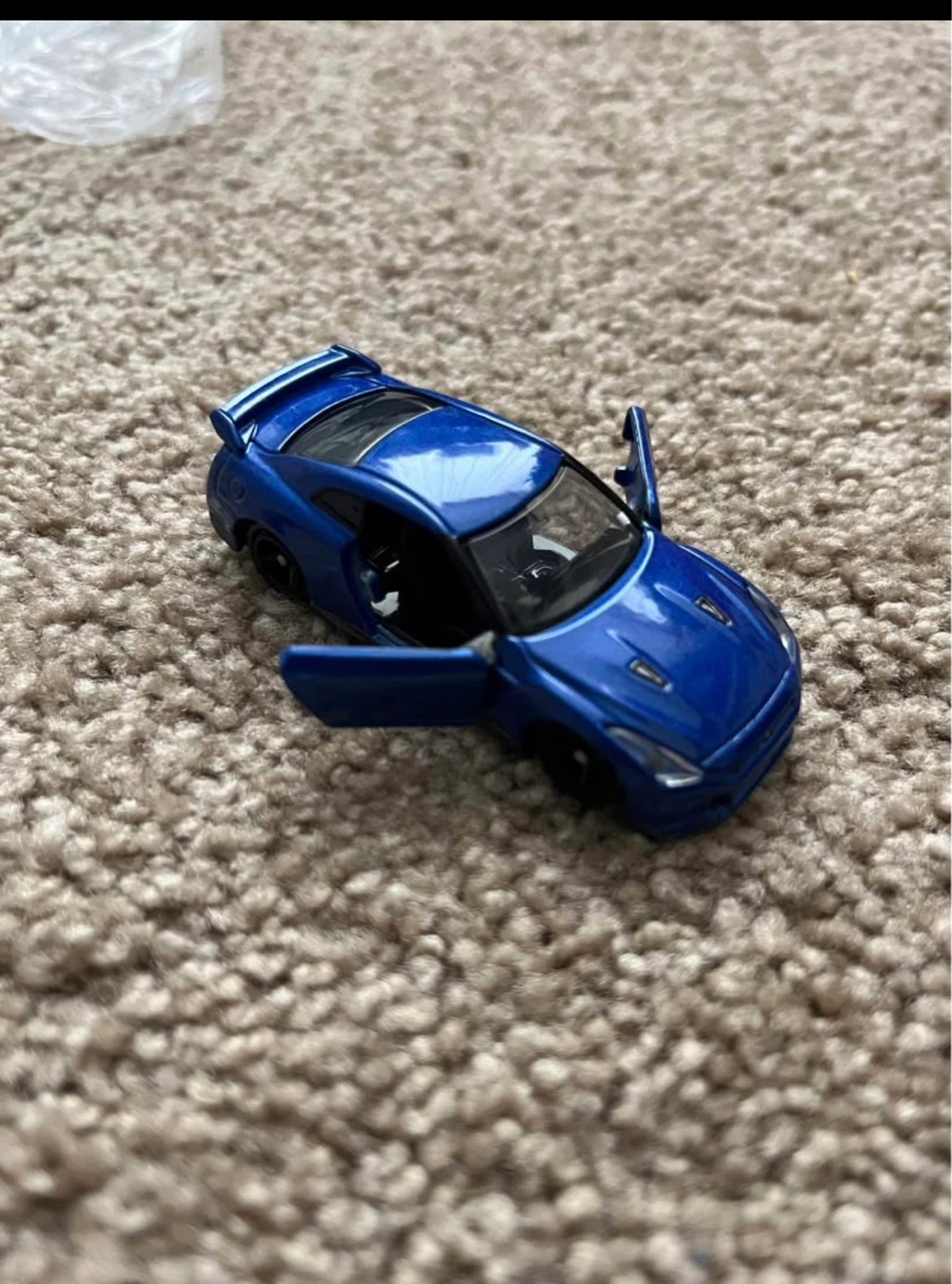 Tomica Nissan GT-R 1/64 Scale Toy Car - photo 2