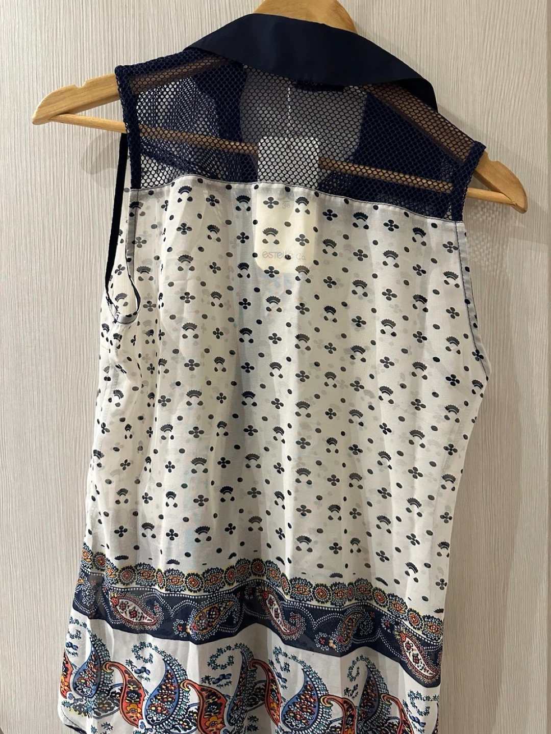 Estelle Co. Sleeveless Blouse Size 38 - photo 2