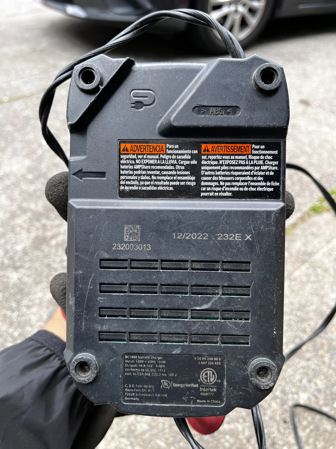 Bosch & Fein Battery Chargers - photo 3