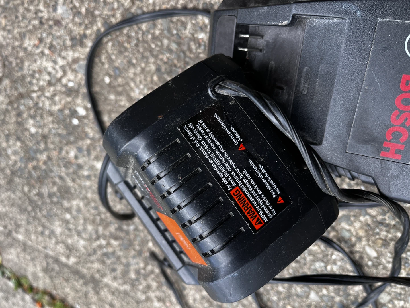 Bosch & Fein Battery Chargers - photo 4
