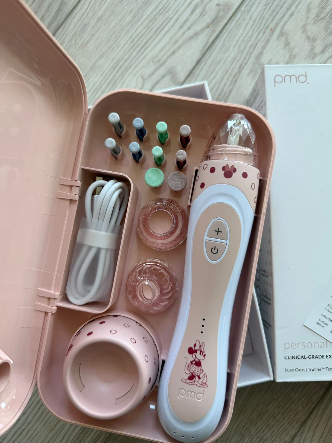 PMD Beauty Disney Minnie Mouse Personal Microdermabrasion Device - photo 4