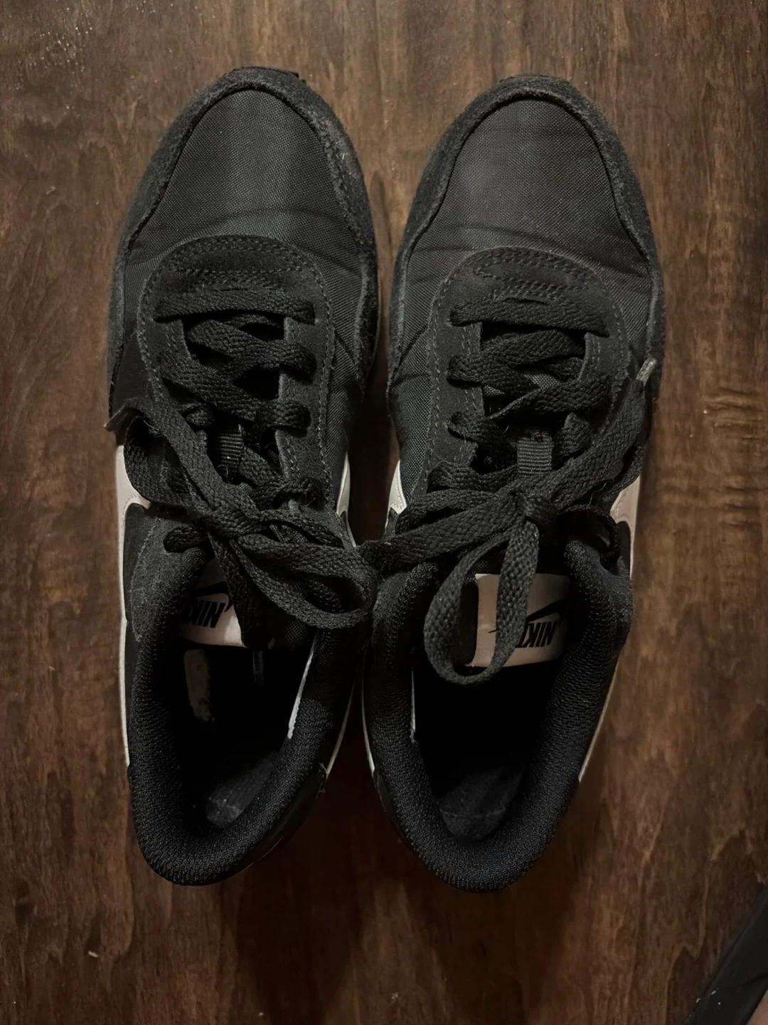 Nike Black Sneakers - photo 2