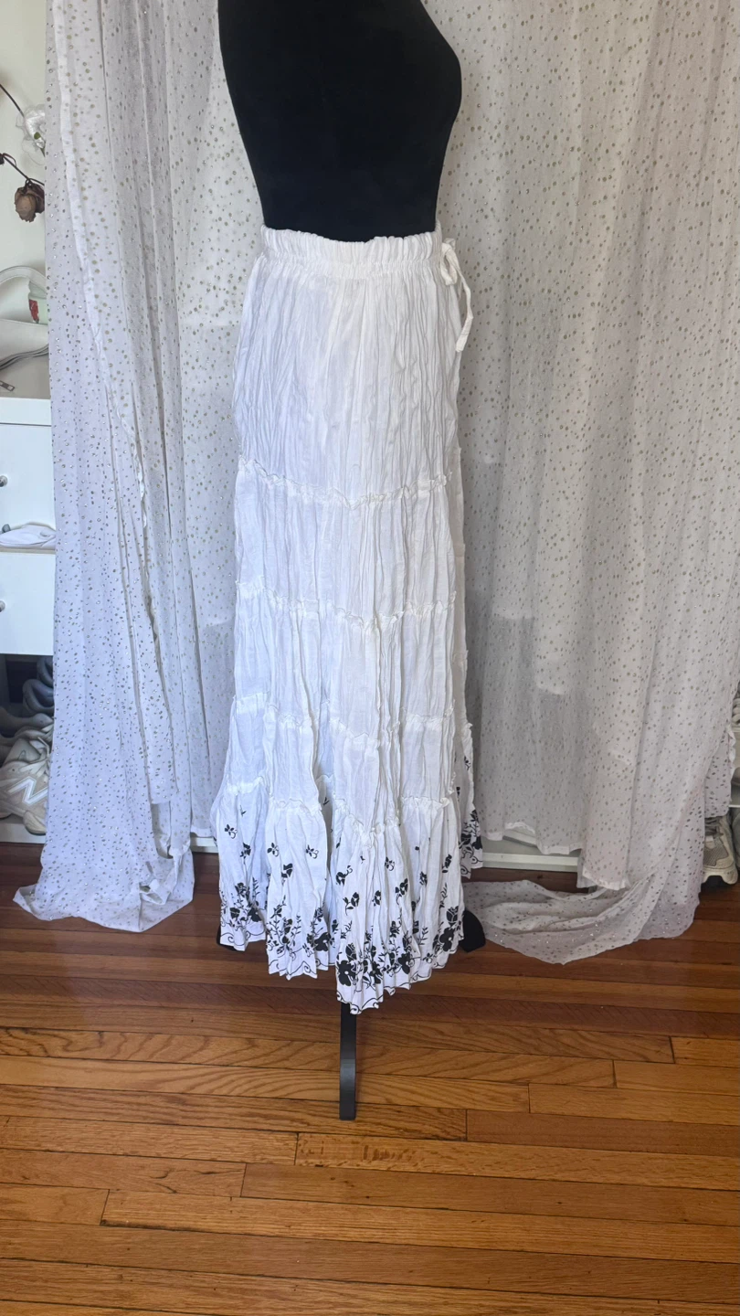 Tiered Maxi Skirt with Floral Embroidery - photo 3