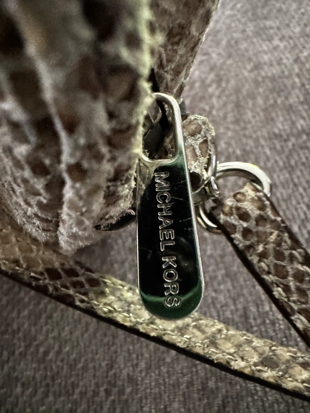 Michael Kors authentic Snake Print Small Crossbody Bag - photo 4