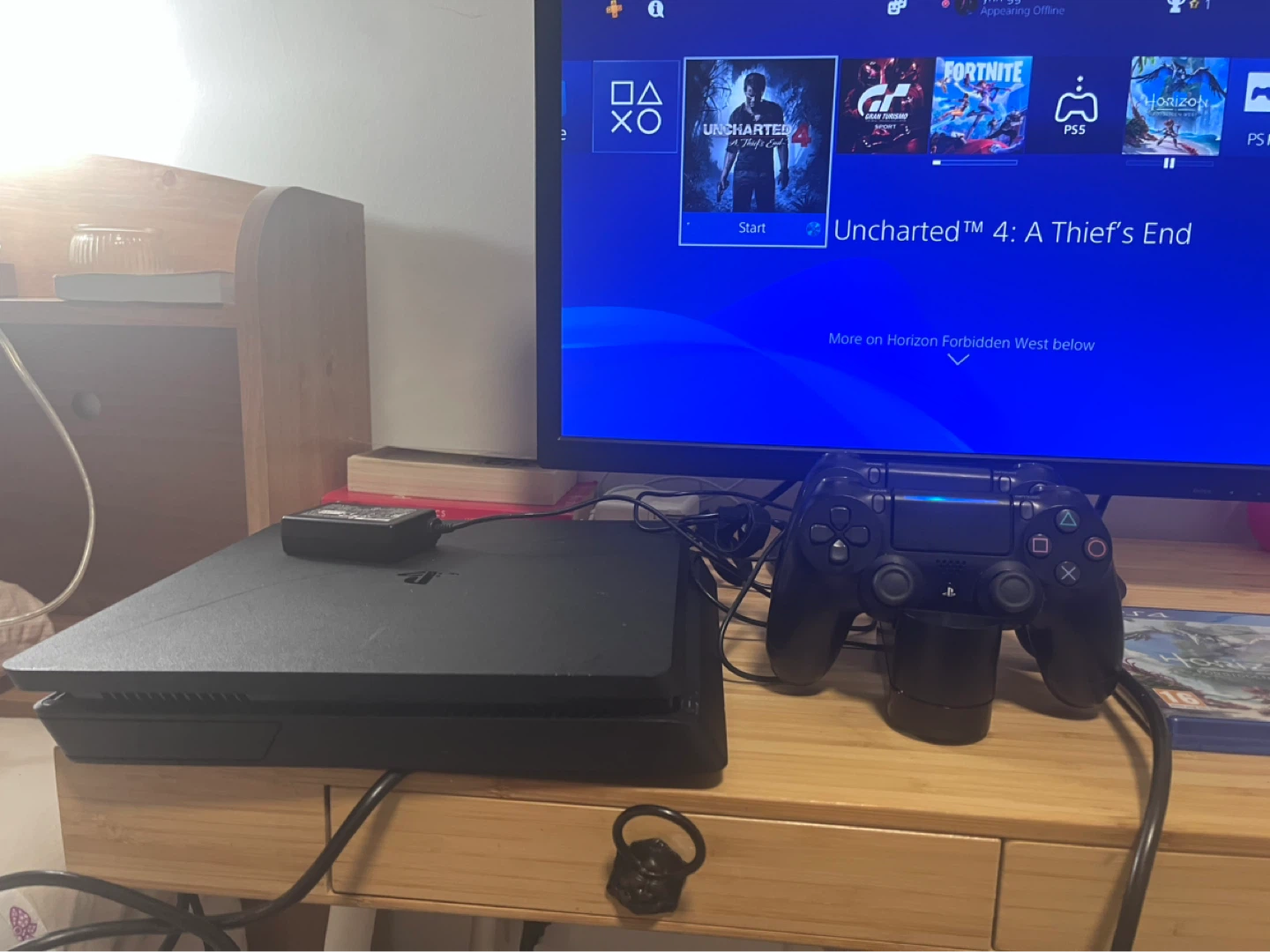 Sony PlayStation 4 Slim Console - photo 2