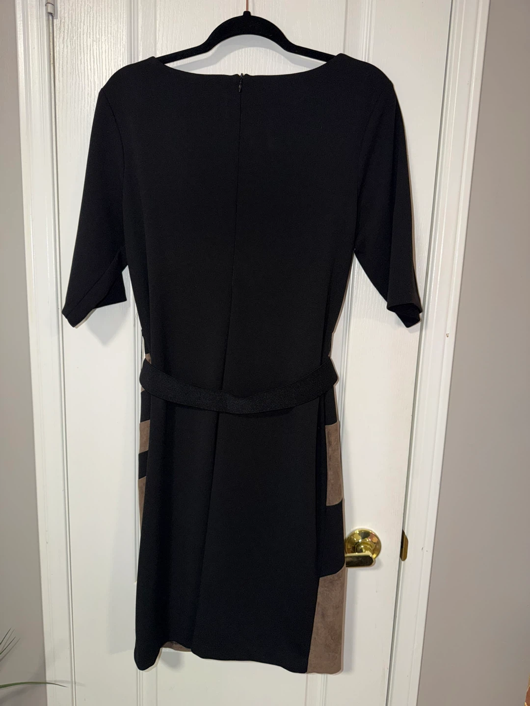 Laura Black & Brown Striped Dress with Belt Size 10 - photo 5