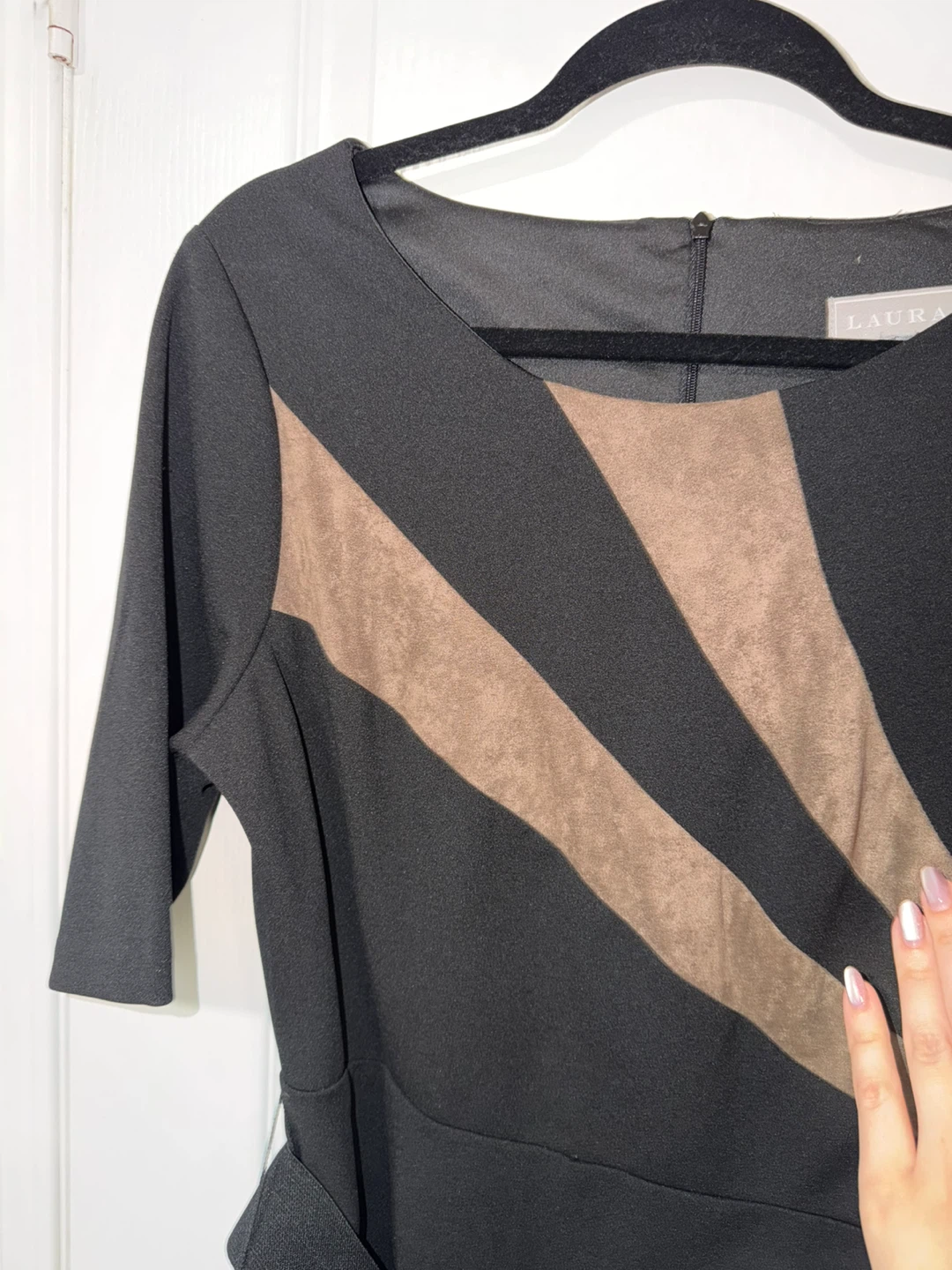 Laura Black & Brown Striped Dress with Belt Size 10 - photo 4