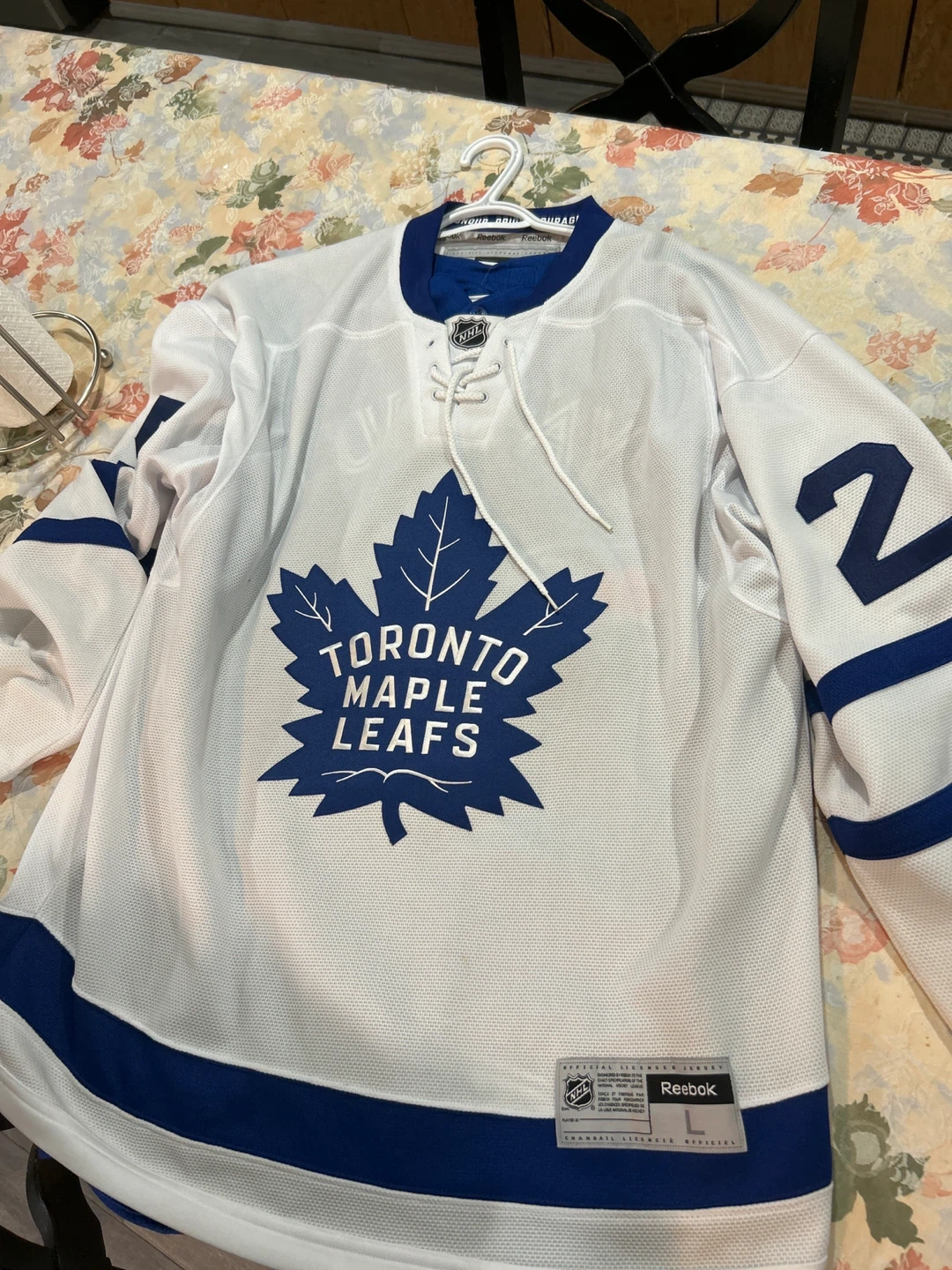 signed James VanRiemsdyk jersey Large