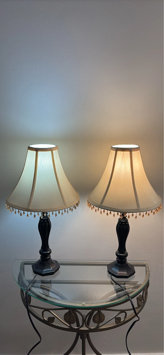 Set of 2 table lamps with beaded trim
