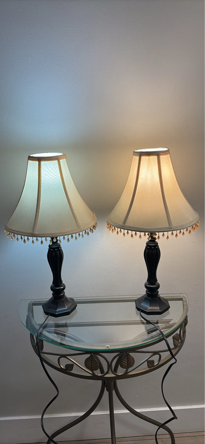 Set of 2 table lamps with beaded trim - photo 4