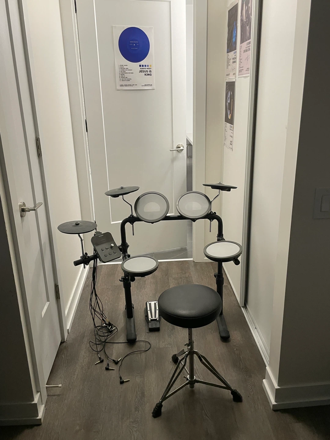 Donner Electronic Drum Kit, Headphones & Sound Dampening Pads