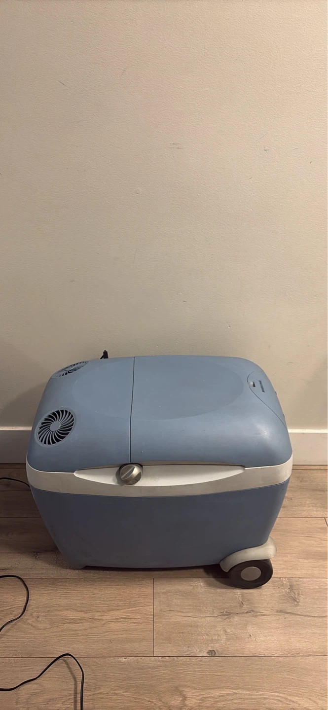 Mobicool Electric Cooler Box