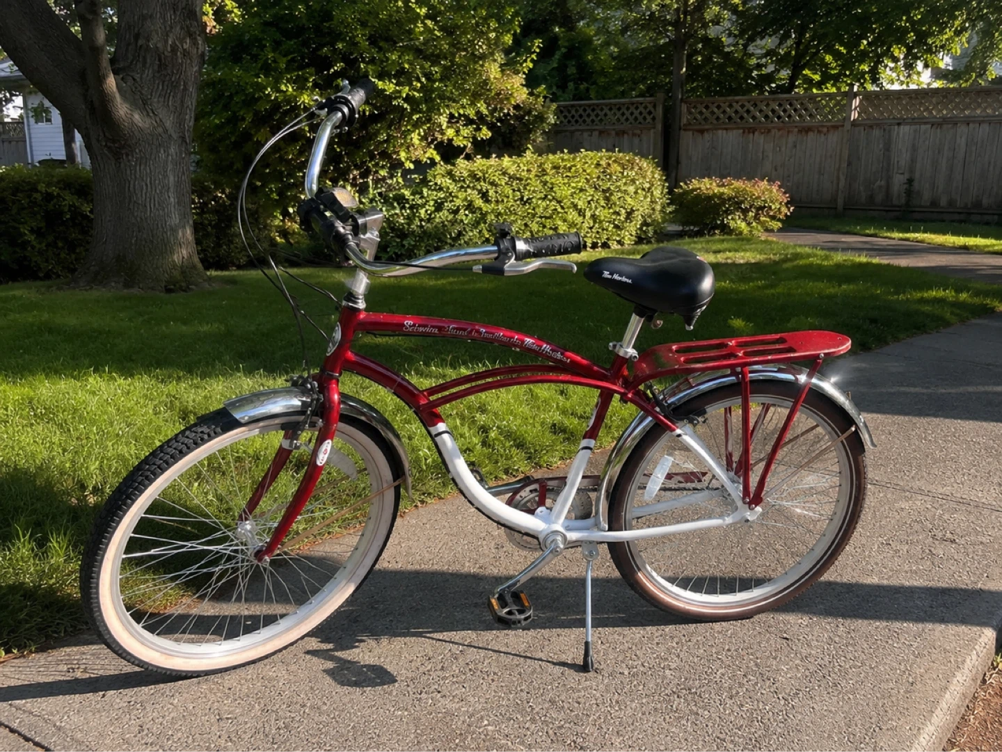 Schwinn Tim Hortons Edition Cruiser Bike – Limited Edition