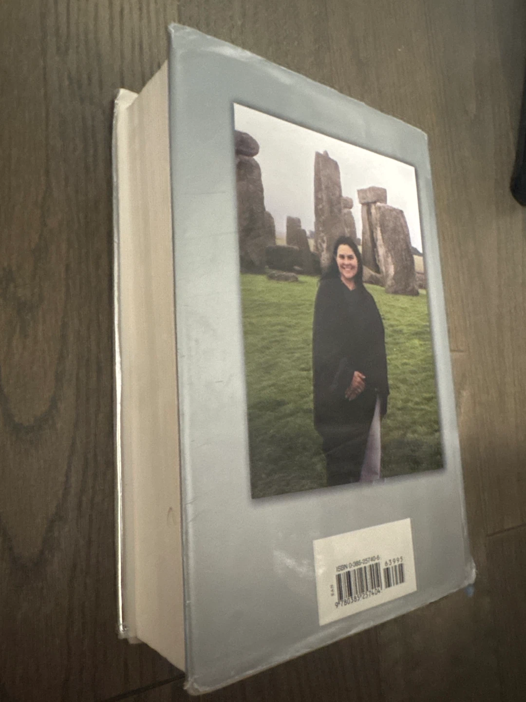 A Breath of Snow and Ashes by Diana Gabaldon - photo 2
