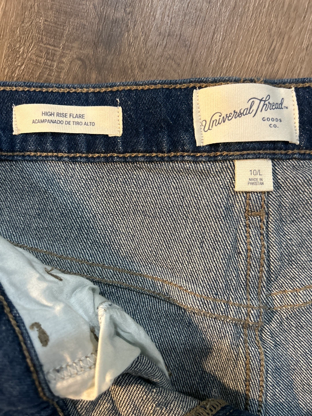 Universal Thread High-Rise Flare Jeans Size 10 Long - photo 5