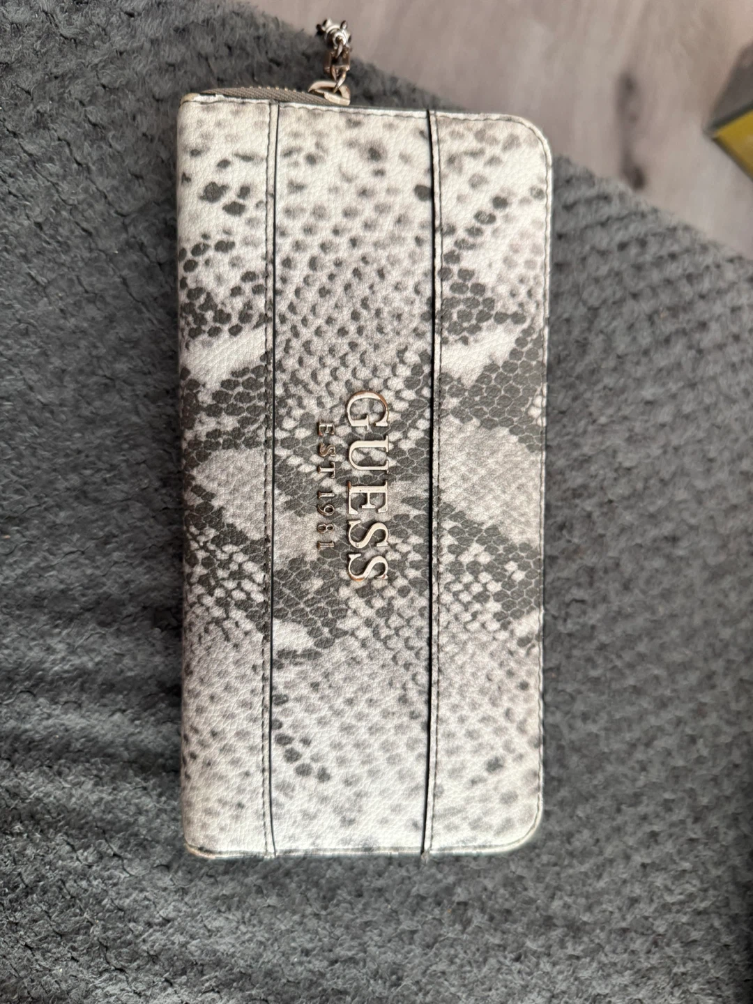 Guess Snake Print Wallet - photo 2