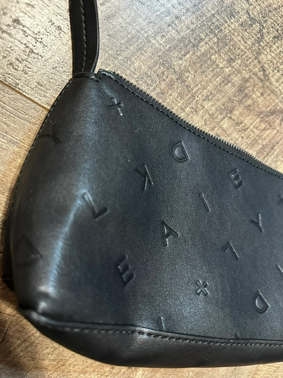 Kendall + Kylie Black Embossed Logo Shoulder Bag - photo 4