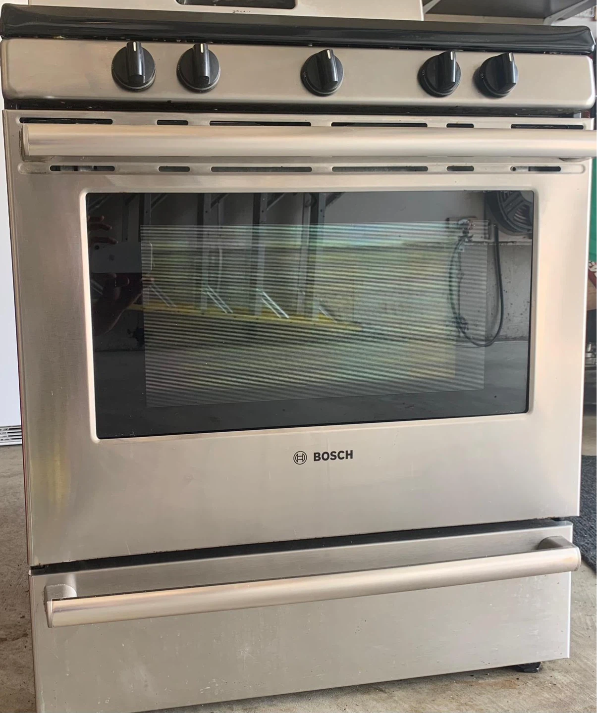 Bosch 5-Burner Gas Range - photo 2