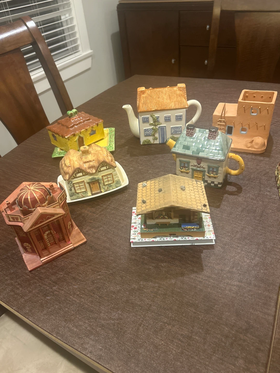 45 Vintage and Collectible Miniature House Collection - photo 3