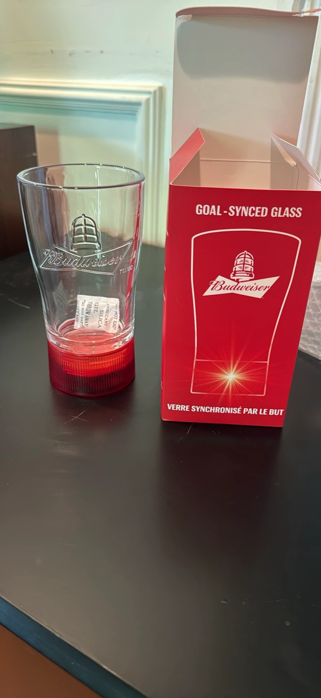 Budweiser Goal-Synced LED Glass - photo 4