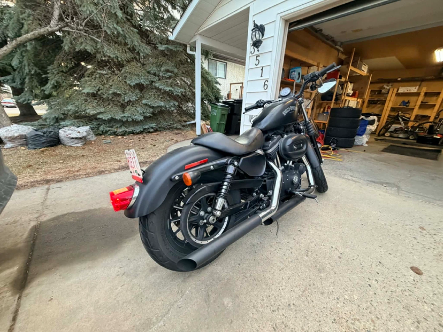 2016 Harley-Davidson IRON 883 - photo 2