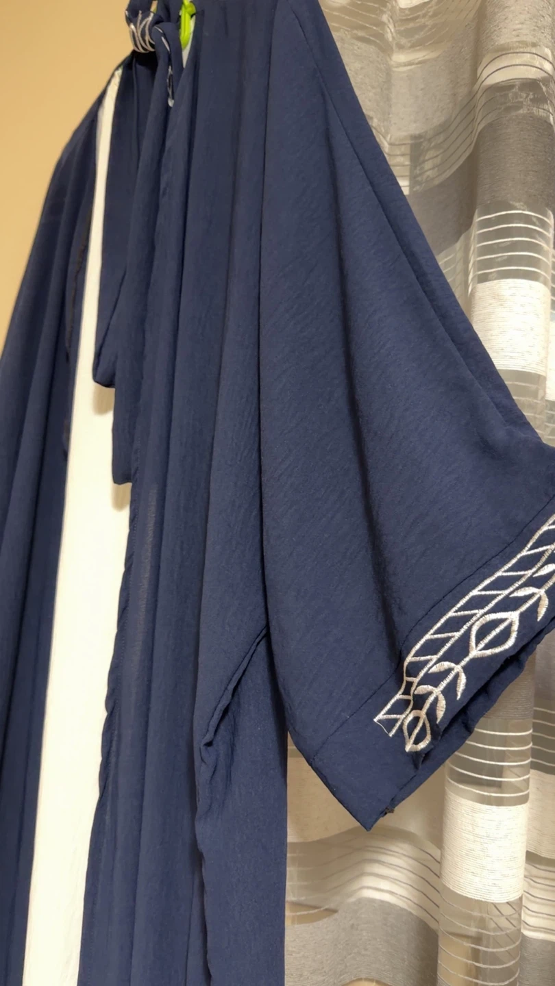 Navy Blue Abaya with White Inner Dress - photo 4
