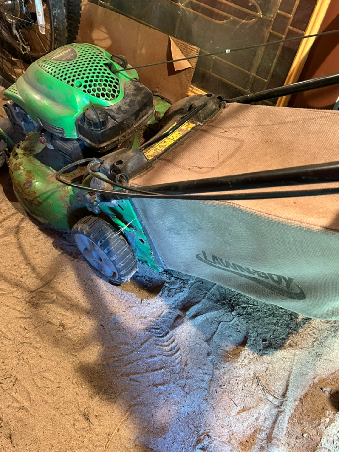 Lawn-Boy Lawnmower - photo 2