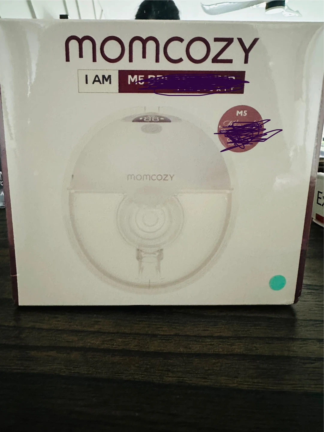 Brand new Momcozy M5