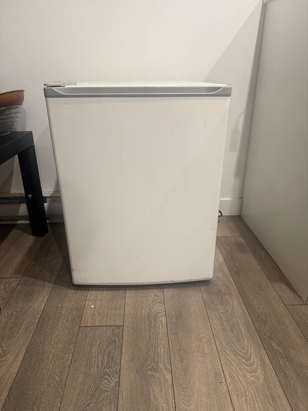 White Mini Fridge - photo 2