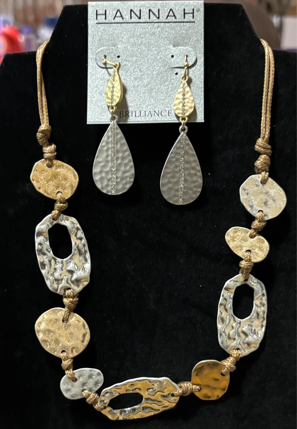 BRAND NEW Hannah Gold & Silver Tone Necklace and Earring Set