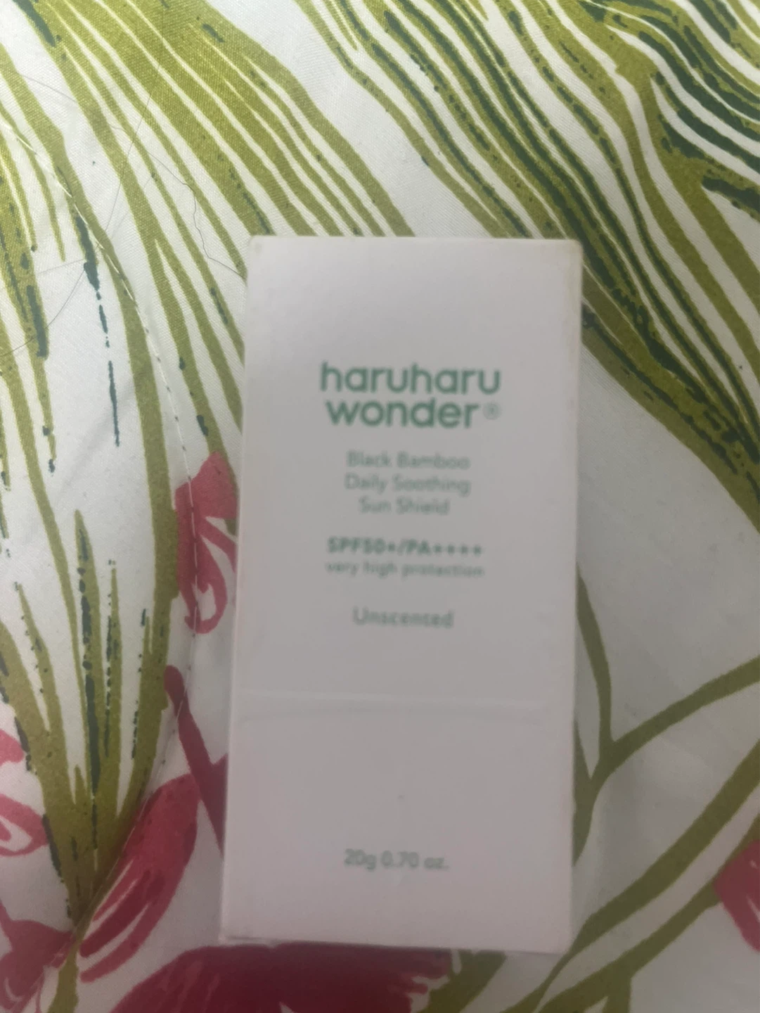 Haruharu Wonder Black Bamboo Sun Shield