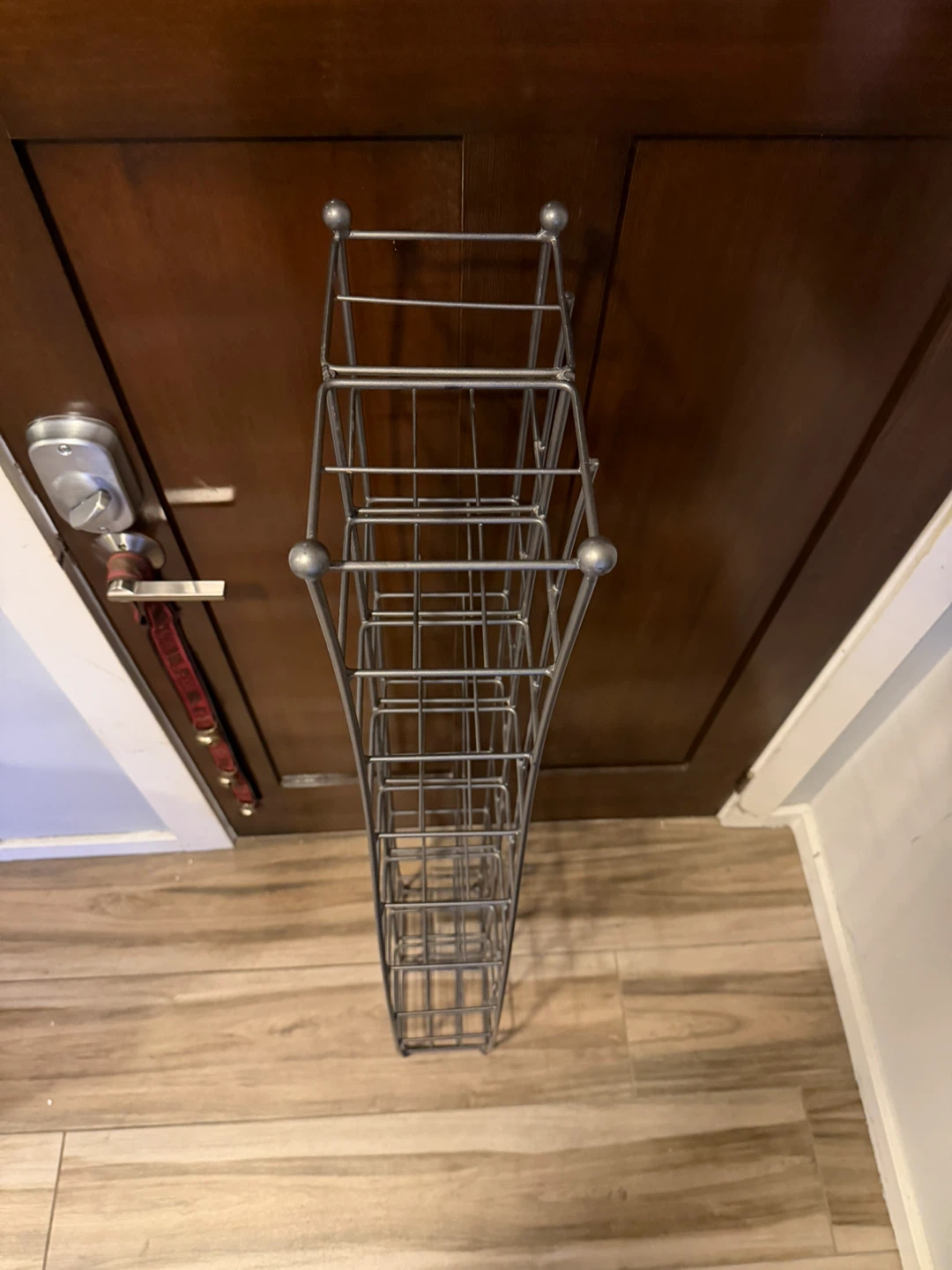 Tall Metal Wire Display Shelf / Rack - photo 5