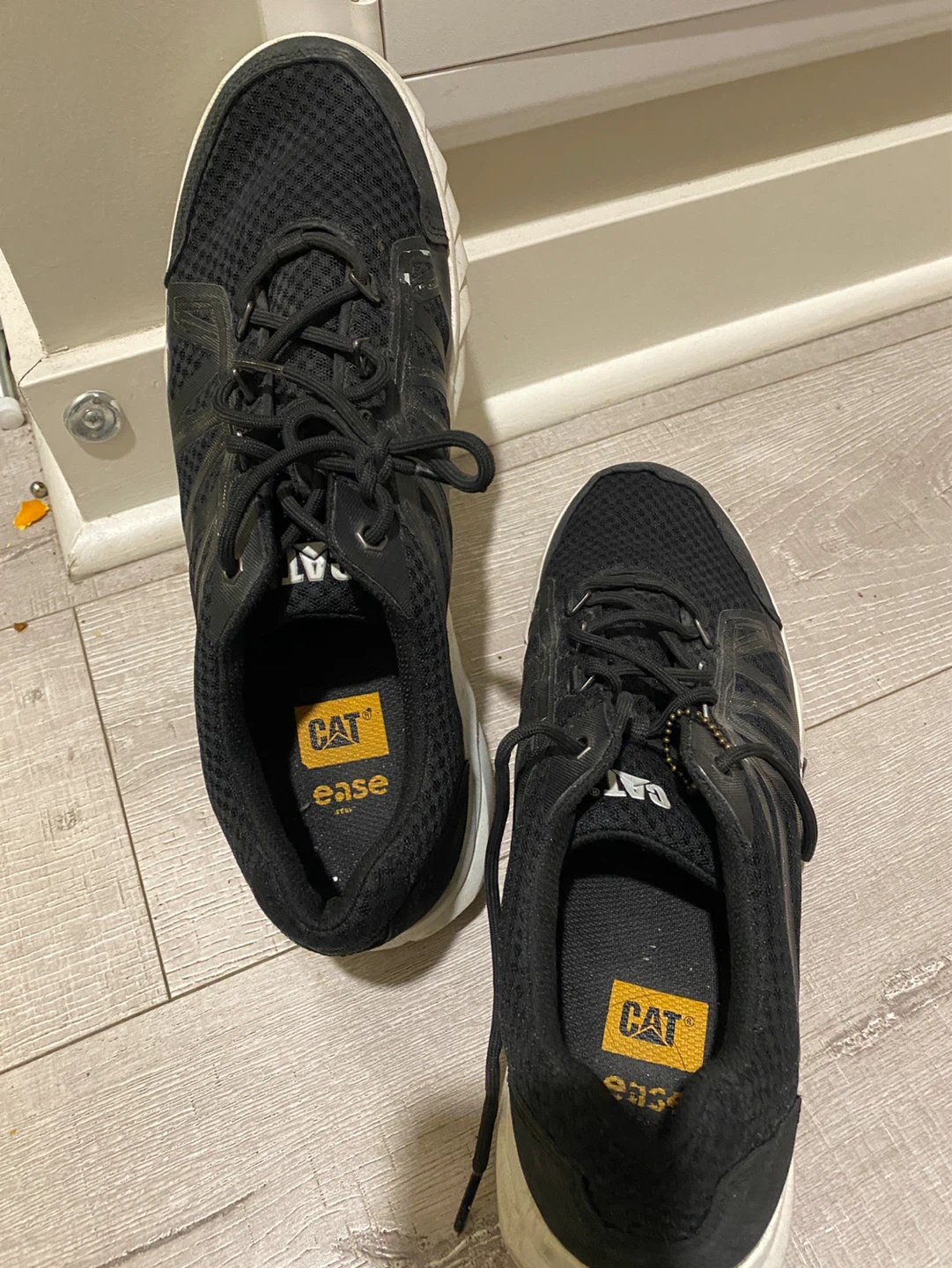 CAT Caterpillar "Ease" Black Sneakers Shoes Men's Size 11 Wide