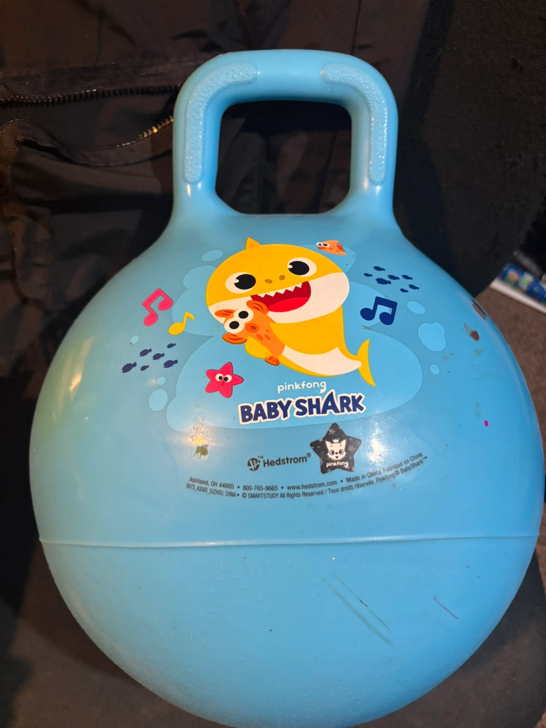 Hedstrom Baby Shark Bounce Ball